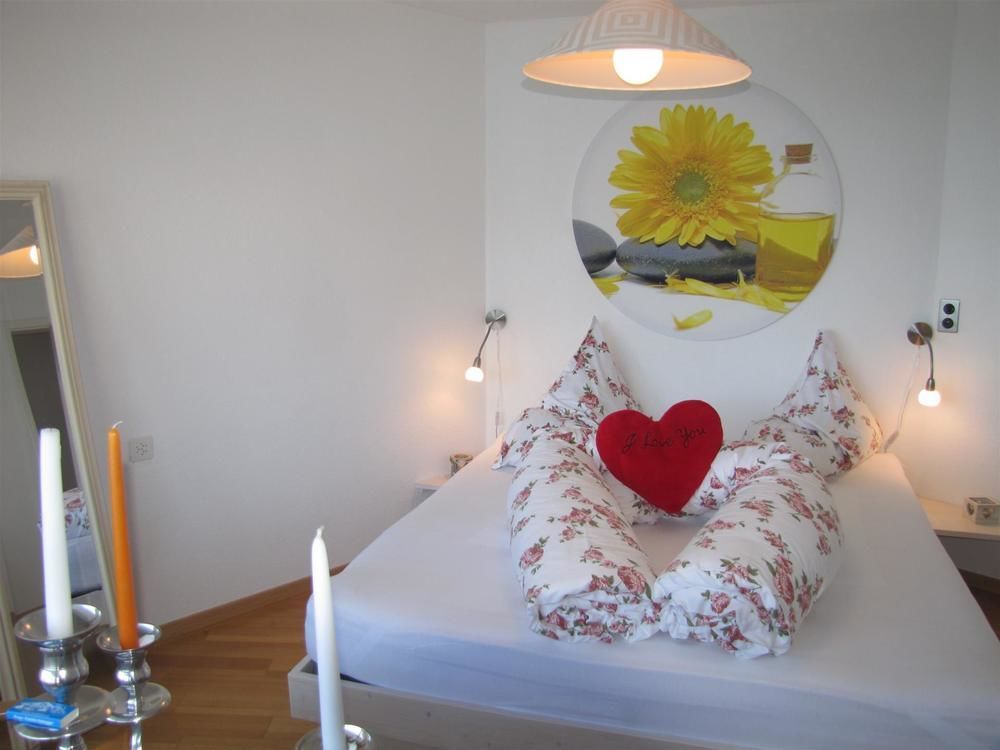 Strandhotel Seeblick Faulensee Esterno foto